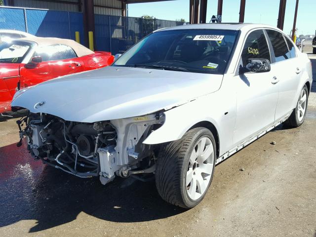 WBANW13568CZ79774 - 2008 BMW 535 SILVER photo 2