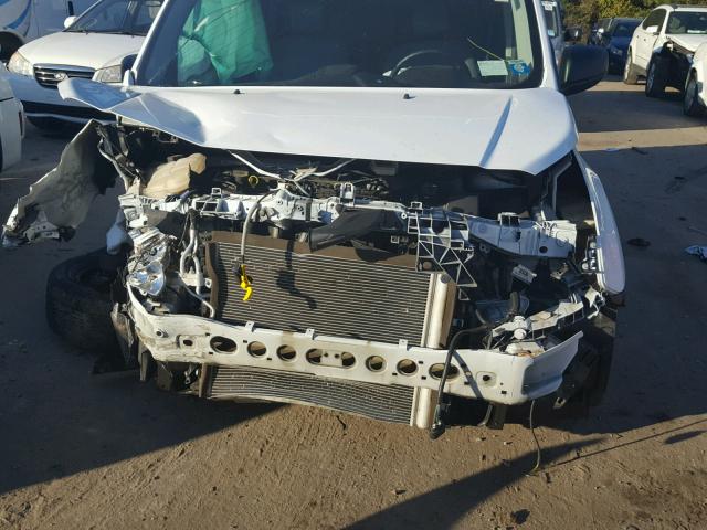 NM0LS7E74G1245780 - 2016 FORD TRANSIT CO WHITE photo 9