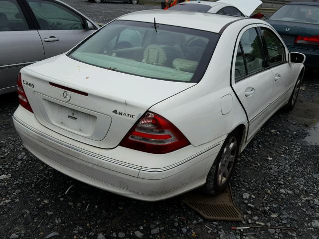 WDBRF81J25F599501 - 2005 MERCEDES-BENZ C 240 4MAT WHITE photo 4