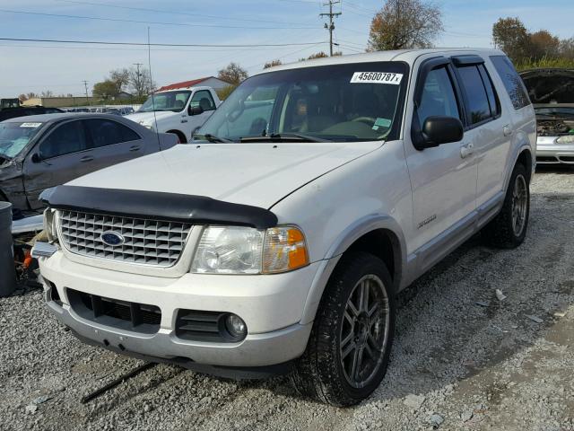 1FMZU75E22ZA31057 - 2002 FORD EXPLORER WHITE photo 2