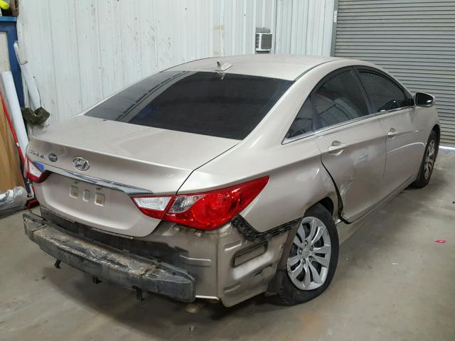 5NPEB4AC4BH197907 - 2011 HYUNDAI SONATA GLS GOLD photo 4