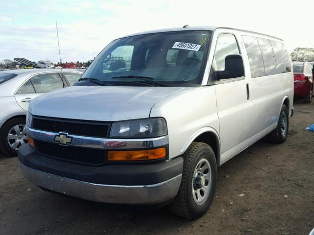 1GNSGCF40E1199351 - 2014 CHEVROLET EXPRESS G1 SILVER photo 2