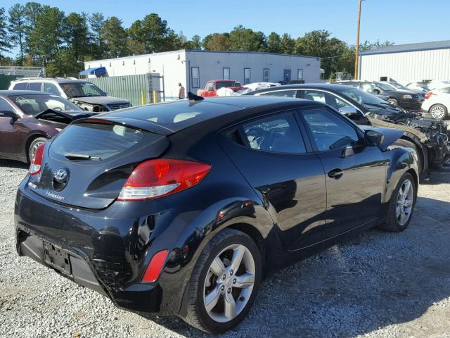 KMHTC6AD8CU046323 - 2012 HYUNDAI VELOSTER B BLACK photo 4