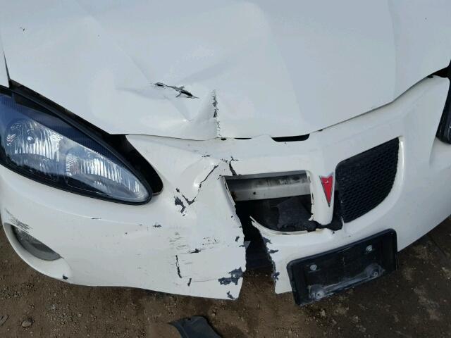 2G2WR524541111882 - 2004 PONTIAC GRAND PRIX Білий фото 9