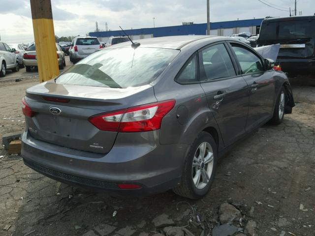 1FADP3F2XEL389295 - 2014 FORD FOCUS SE GRAY photo 4