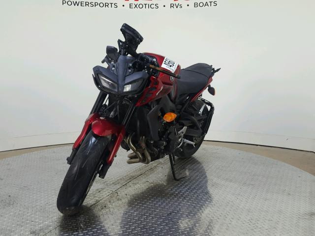 JYARN53E4HA000338 - 2017 YAMAHA FZ09 RED photo 4