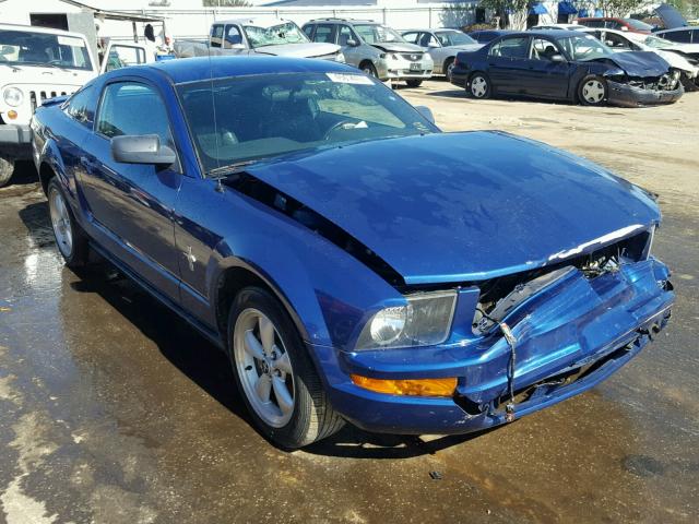 1ZVFT80N375231755 - 2007 FORD MUSTANG BLUE photo 1