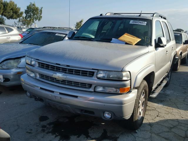 1GNEK13TX4R251760 - 2004 CHEVROLET TAHOE BEIGE photo 2