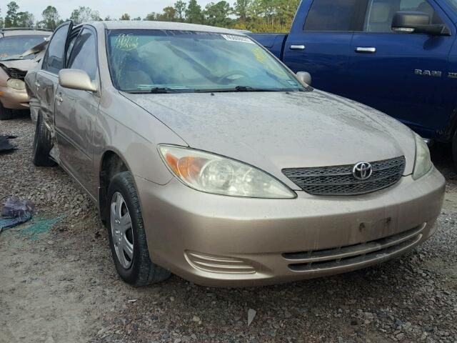 4T1BE30K62U094132 - 2002 TOYOTA CAMRY LE GOLD photo 1