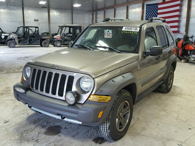 1J4GL38K56W219615 - 2006 JEEP LIBERTY RE BEIGE photo 2