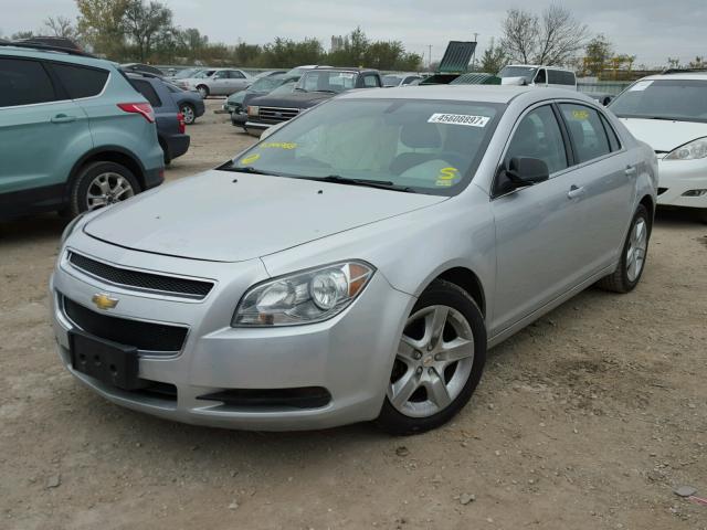 1G1ZA5EUXCF144968 - 2012 CHEVROLET MALIBU LS SILVER photo 2