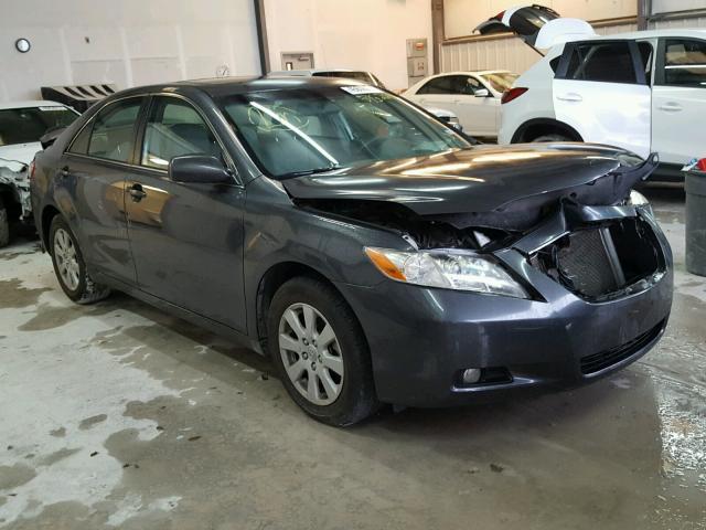 4T1BK46K09U593282 - 2009 TOYOTA CAMRY SE GRAY photo 1