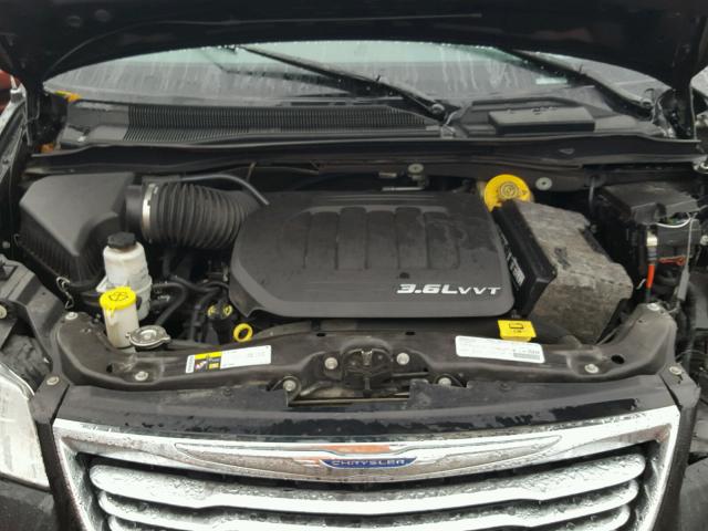 2C4RC1CG8ER138542 - 2014 CHRYSLER TOWN & COU BLACK photo 7