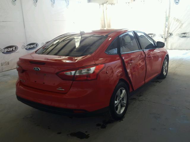 1FADP3F2XDL187040 - 2013 FORD FOCUS RED photo 4