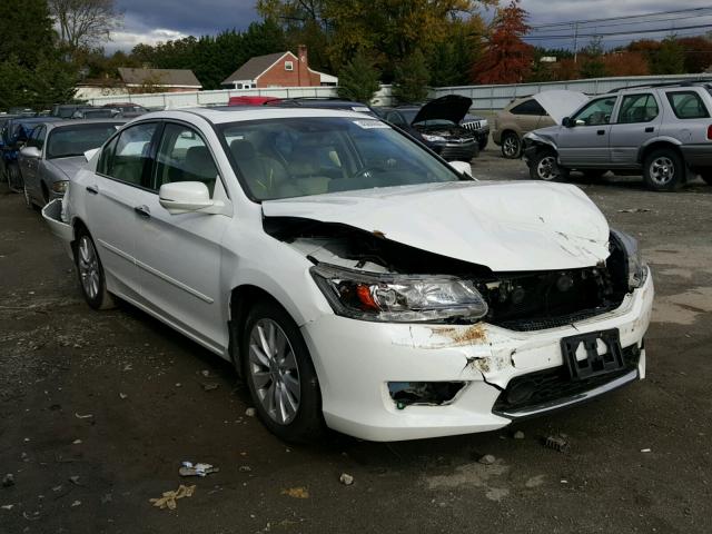 1HGCR3F91FA010616 - 2015 HONDA ACCORD TOU WHITE photo 1