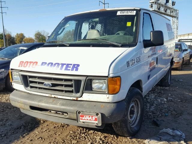 1FTRE14213HA82711 - 2003 FORD ECONOLINE WHITE photo 2