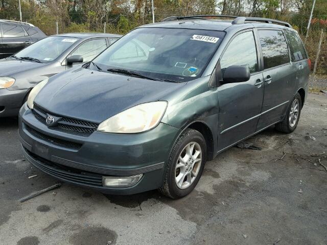 5TDZA22C24S091878 - 2004 TOYOTA SIENNA XLE GREEN photo 2