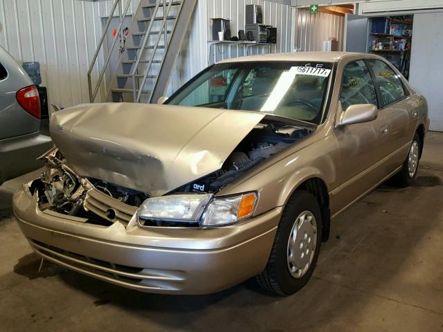 4T1BG22K3XU409431 - 1999 TOYOTA CAMRY TAN photo 2