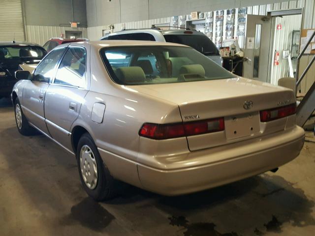 4T1BG22K3XU409431 - 1999 TOYOTA CAMRY TAN photo 3