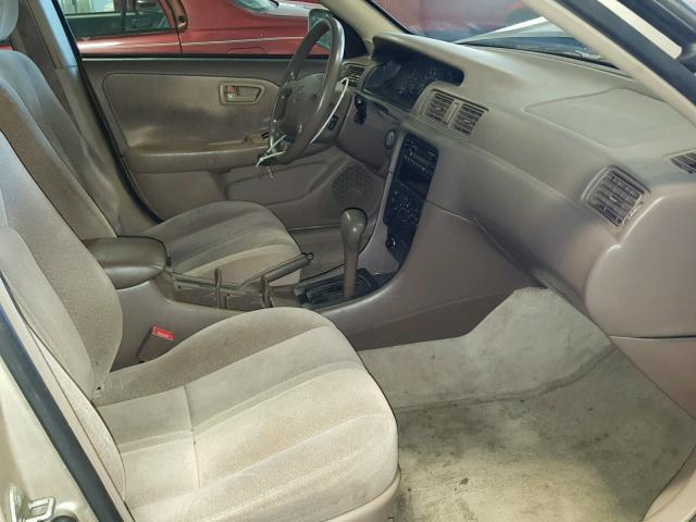 4T1BG22K3XU409431 - 1999 TOYOTA CAMRY TAN photo 5