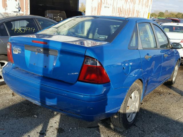 1FAFP34N17W218149 - 2007 FORD FOCUS ZX4 BLUE photo 4