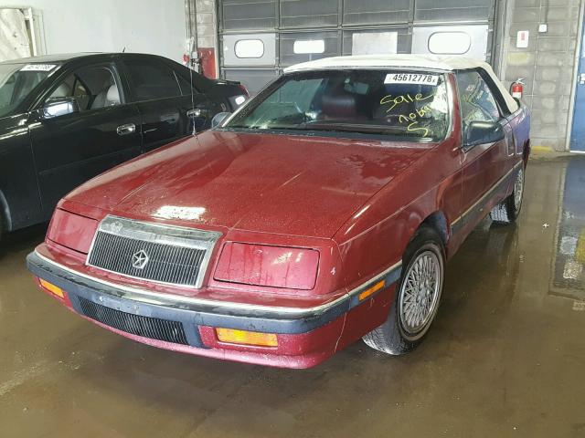 1C3BJ45K4JG349182 - 1988 CHRYSLER LEBARON MAROON photo 2