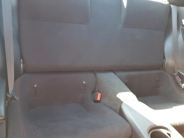 JF1ZNAA11D1719009 - 2013 TOYOTA SCION FR-S WHITE photo 6