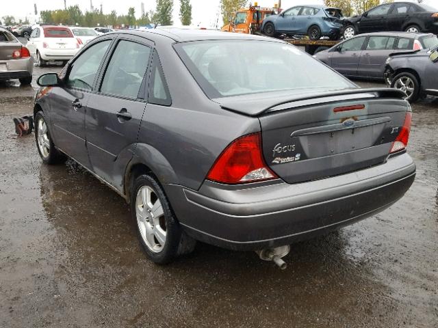 1FAFP38374W149889 - 2004 FORD FOCUS ZTS GRAY photo 3