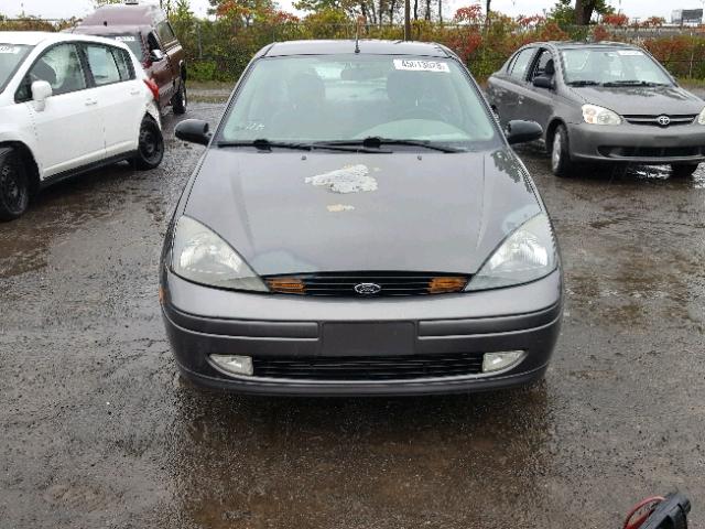 1FAFP38374W149889 - 2004 FORD FOCUS ZTS GRAY photo 9