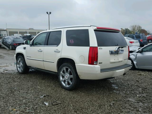 1GYFK23219R236012 - 2009 CADILLAC ESCALADE L WHITE photo 3