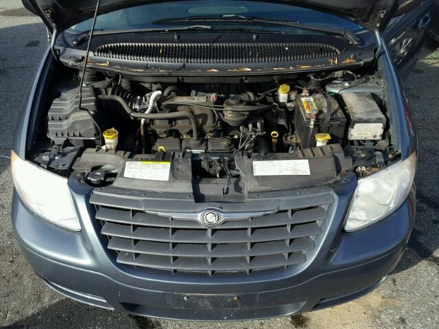 1A4GJ45R77B174926 - 2007 CHRYSLER TOWN & COU BLUE photo 7