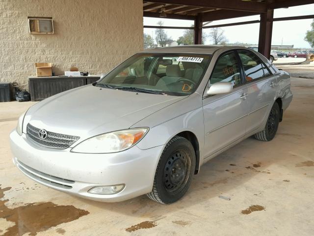 4T1BE30K13U185889 - 2003 TOYOTA CAMRY LE SILVER photo 2