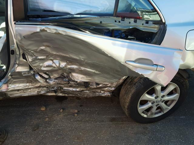 4T1BF3EK1BU691565 - 2011 TOYOTA CAMRY BASE SILVER photo 9