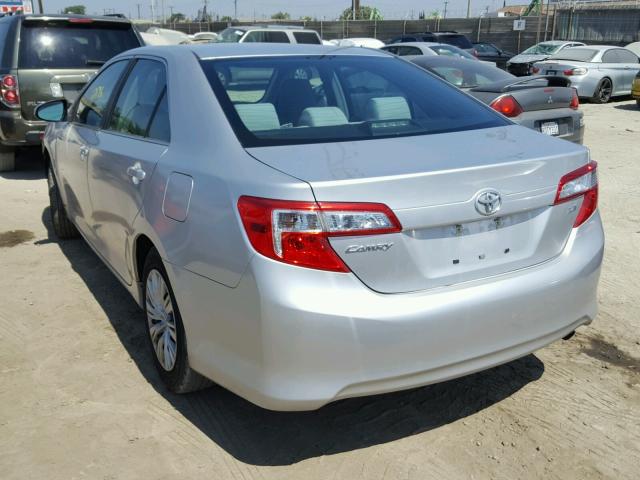 4T1BF1FK6DU241173 - 2013 TOYOTA CAMRY L 银色 照片 3
