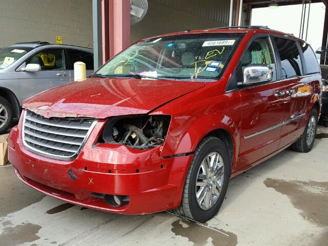 2A8HR64X48R117397 - 2008 CHRYSLER TOWN & COU RED photo 2