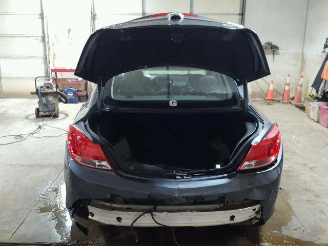 2G4GN5EC0B9193044 - 2011 BUICK REGAL GRAY photo 9