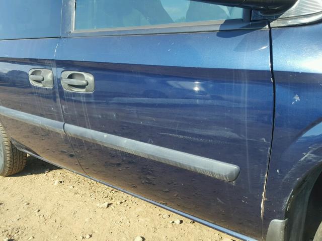 1D4GP25B25B157043 - 2005 DODGE CARAVAN BLUE photo 9