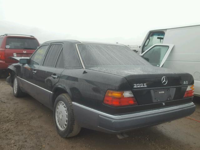 WDBEA28E6PB993693 - 1993 MERCEDES-BENZ 300 E 2.8 BLACK photo 3