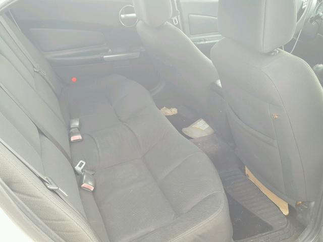 2G2WP552161251480 - 2006 PONTIAC GRAND PRIX WHITE photo 6