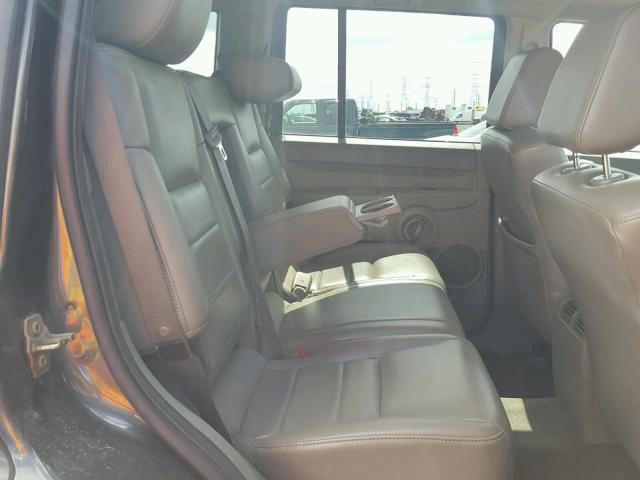 1J8HG48N46C275490 - 2006 JEEP COMMANDER BROWN photo 6