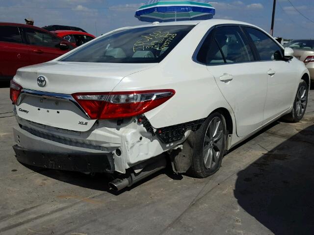 4T1BF1FK0FU489972 - 2015 TOYOTA CAMRY LE WHITE photo 4