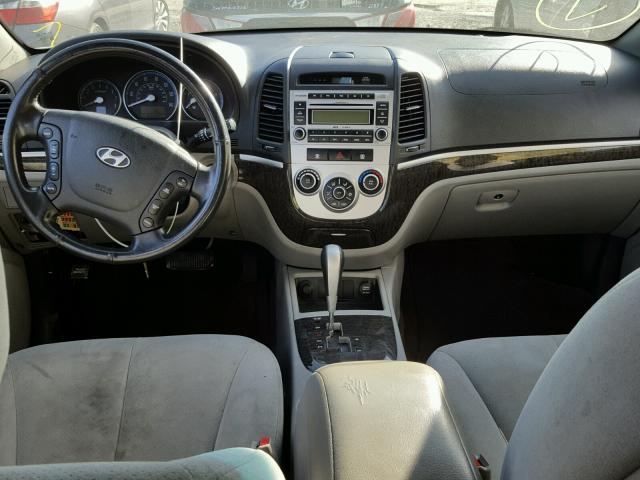 5NMSH13E98H195168 - 2008 HYUNDAI SANTA FE S 银色 照片 9