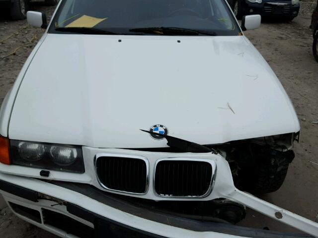 WBACC0327VEK21734 - 1997 BMW 318 I AUTO WHITE photo 7