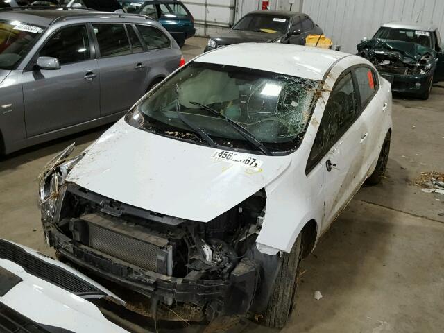 KNADM4A3XD6223717 - 2013 KIA RIO LX Սպիտակ լուսանկար 9
