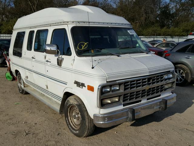 1GBEG25K6PF309653 - 1993 CHEVROLET G20 WHITE photo 1