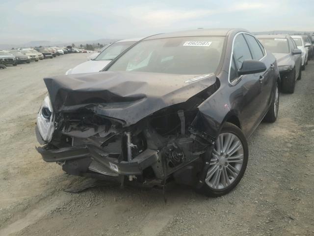 1G4PP5SK1D4194120 - 2013 BUICK VERANO BLACK photo 2