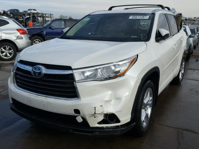 5TDDKRFH1FS153716 - 2015 TOYOTA HIGHLANDER WHITE photo 2