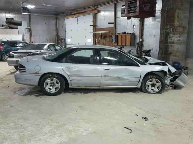 2B3HD46T6TH280783 - 1996 DODGE INTREPID SILVER photo 9