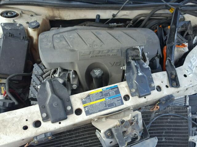 2G2WP552571183430 - 2007 PONTIAC GRAND PRIX WHITE photo 7