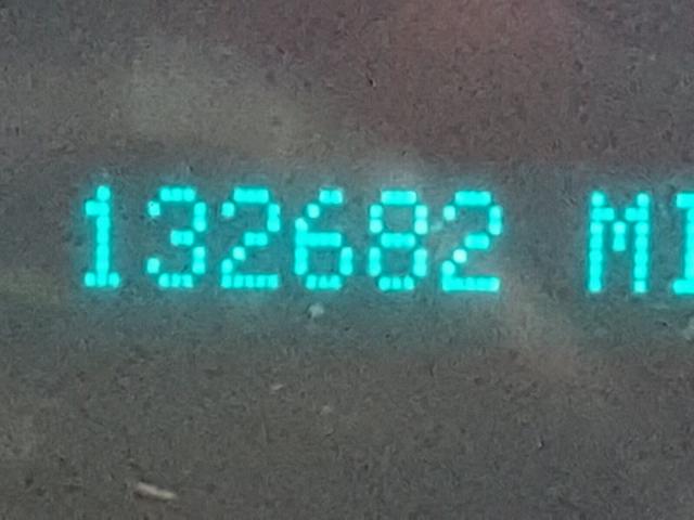 1G1ZC5E11BF115048 - 2011 CHEVROLET MALIBU 1LT WHITE photo 8